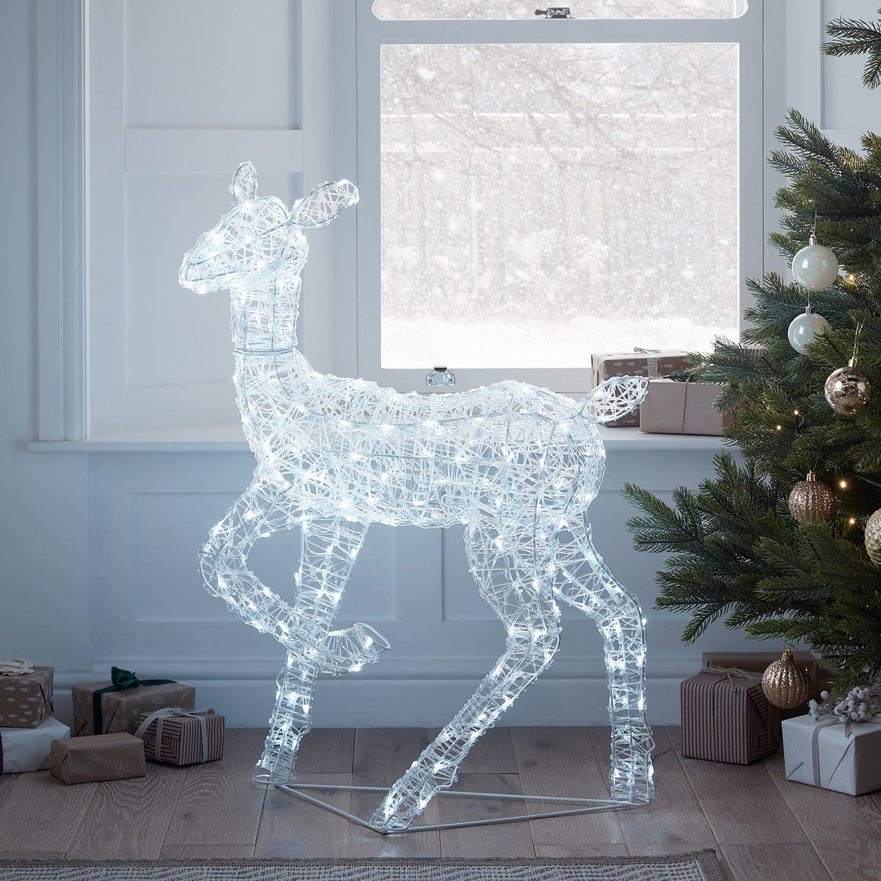 XX2002_Swinsty-Doe-_-Fawn-Acrylic-Light-Up-Reindeer-Doe.jpg