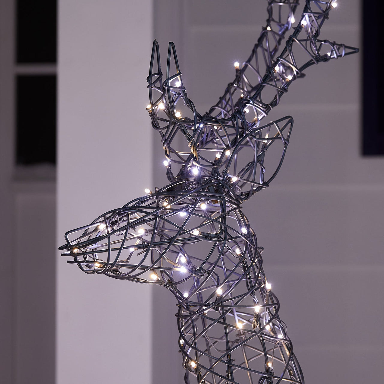 XX2102_Harlow-Rattan-Stag-Light-Up-Reindeer-Close-Mixed_f7e7b126-a5d3-42ae-a947-9efd1c385911.jpg