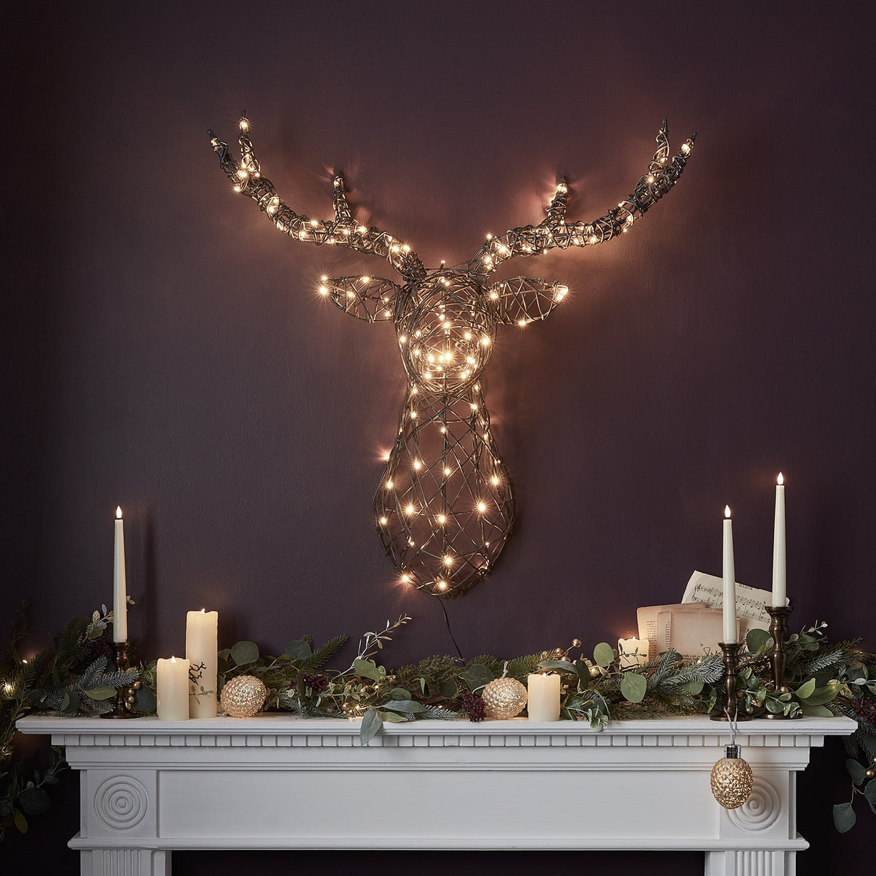 XX2207_Harlow-Rattan-Stag-Head-Christmas-Light_13.jpg