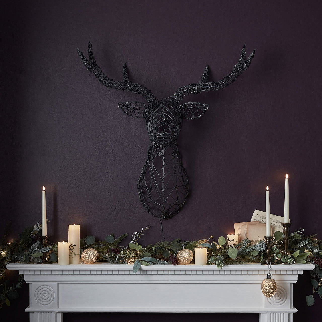 XX2207_Harlow-Rattan-Stag-Head-Christmas-Light_16.jpg