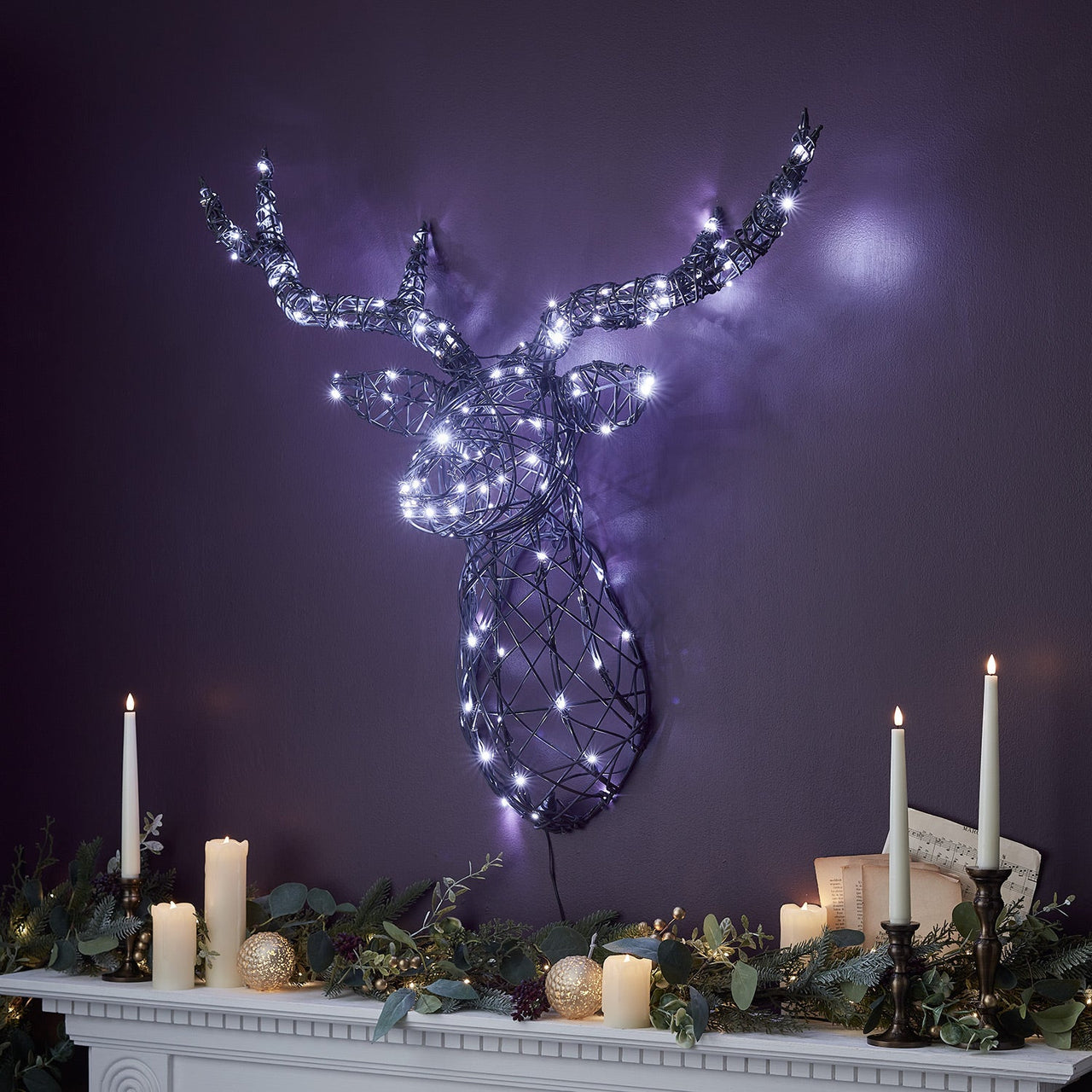 XX2207_Harlow-Rattan-Stag-Head-Christmas-Light_3.jpg